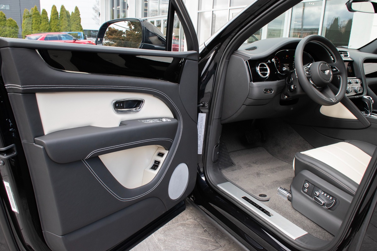 New 2024 Bentley Bentayga EWB EWB | St. Petersburg, FL