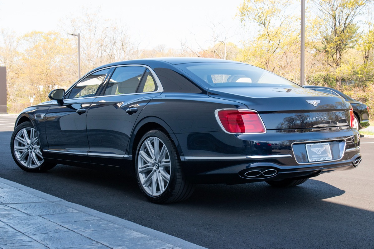New 2024 Bentley Flying Spur V8 V8 | St. Petersburg, FL