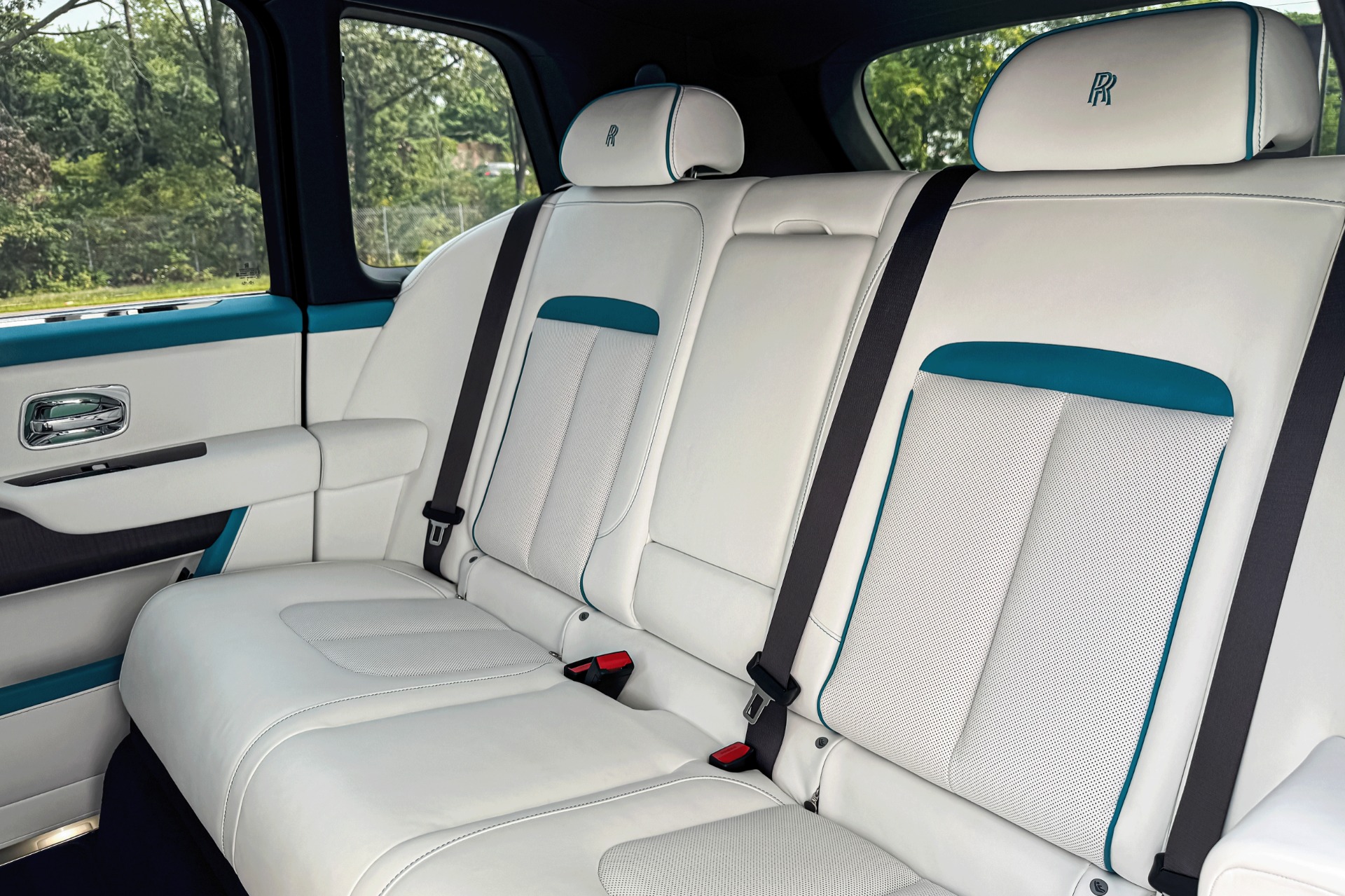2025 Rolls Royce Cullinan RR photo 22