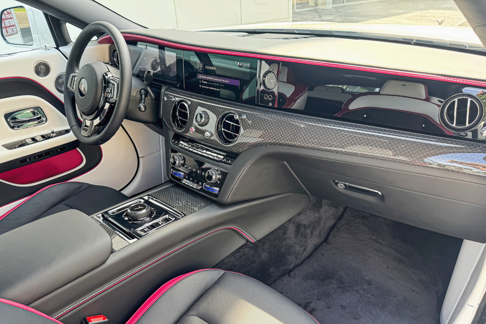 2026 Rolls Royce Spectre photo 11