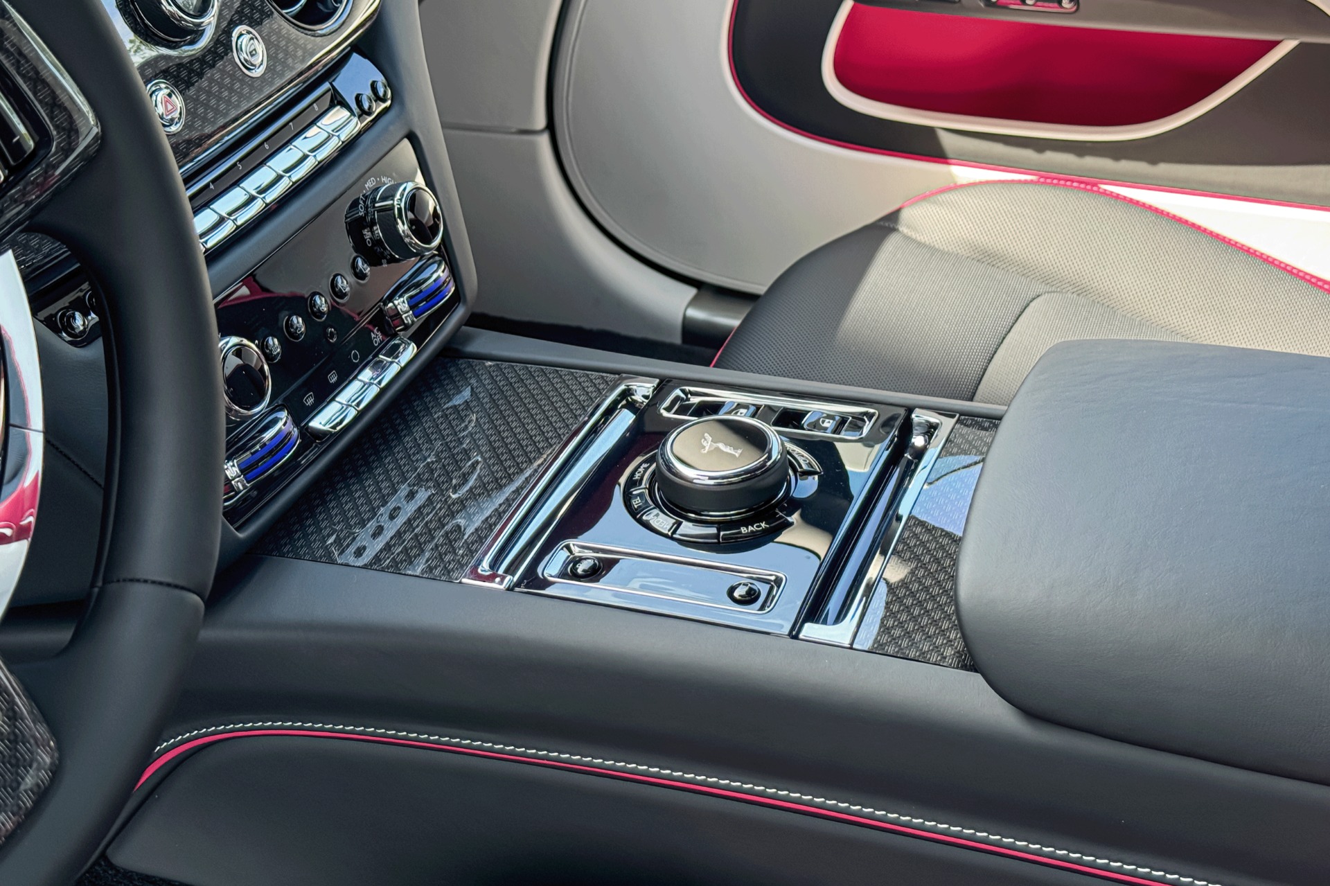 2026 Rolls Royce Spectre photo 9