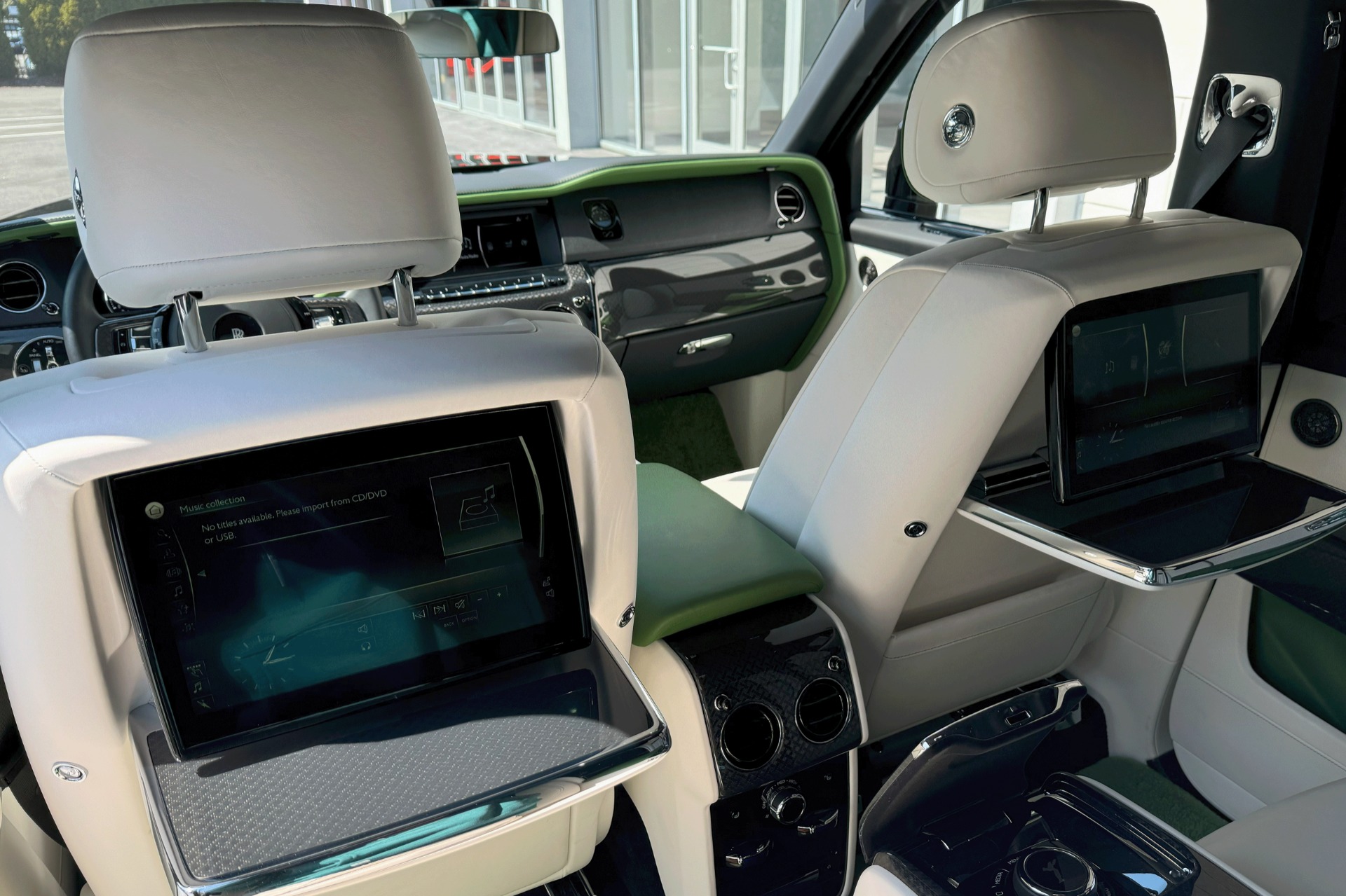 2023 Rolls Royce Cullinan Black Badge photo 20