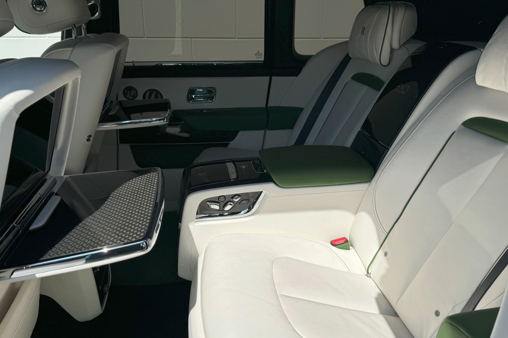 2023 Rolls Royce Cullinan Black Badge photo 22