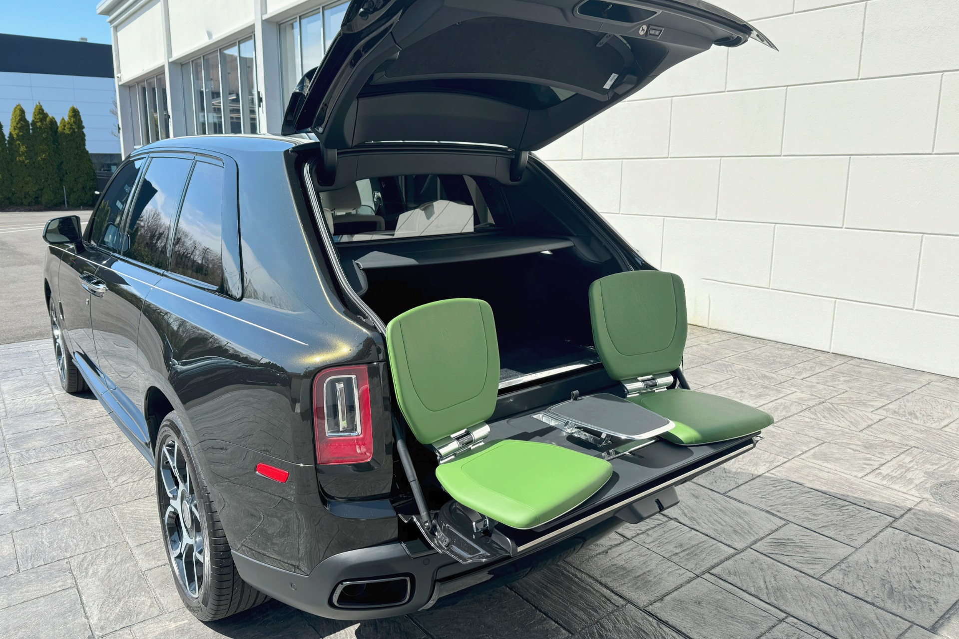 2023 Rolls Royce Cullinan Black Badge photo 24