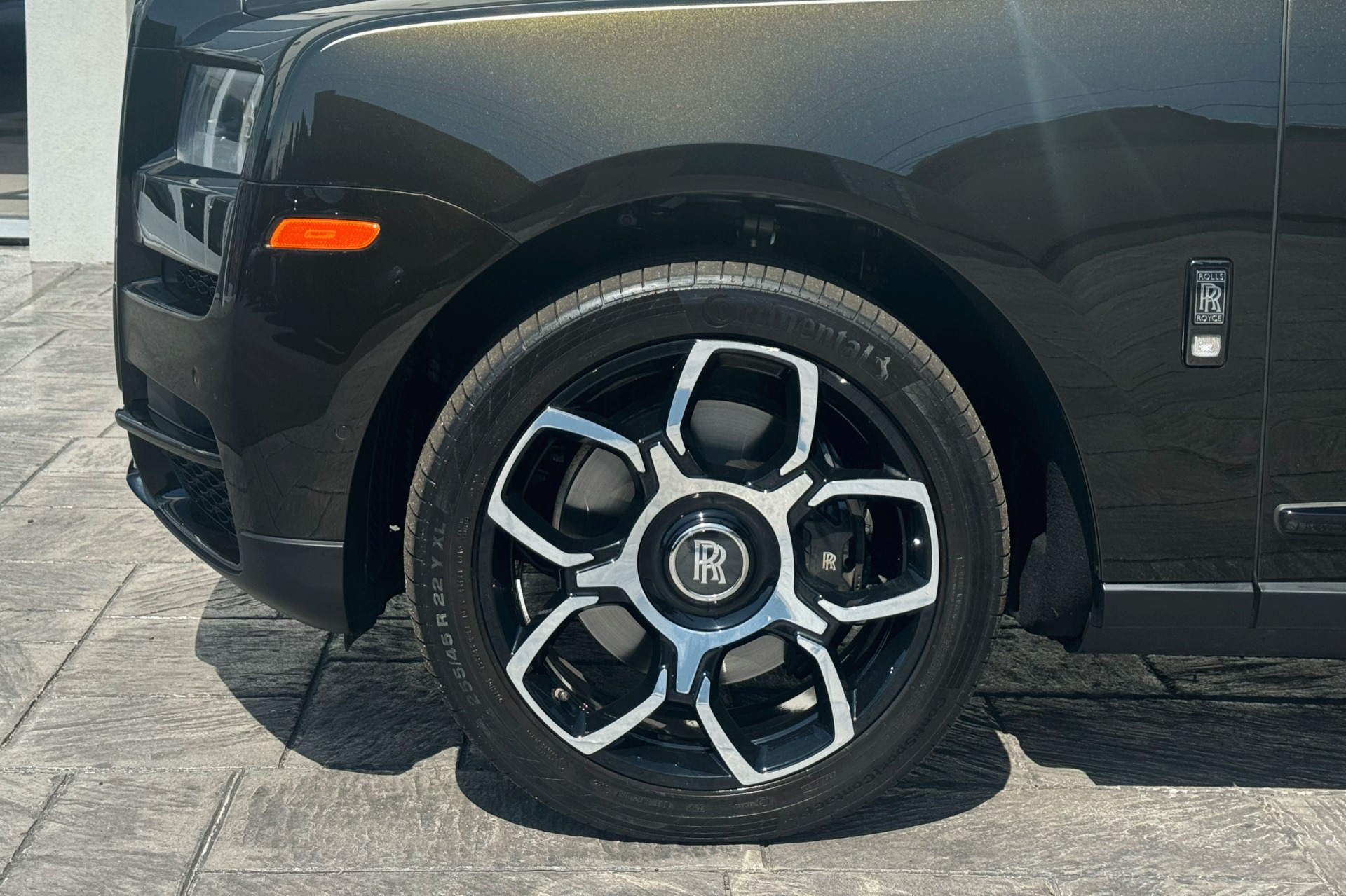 2023 Rolls Royce Cullinan Black Badge photo 7