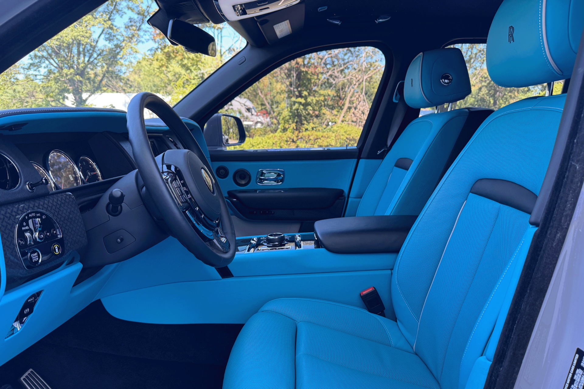 2022 Rolls Royce Cullinan Black Badge photo 10