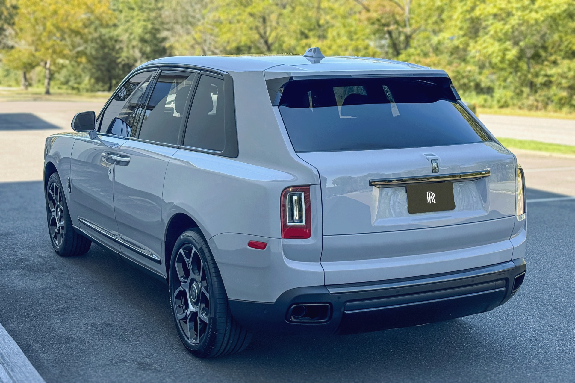 2022 Rolls Royce Cullinan Black Badge photo 20