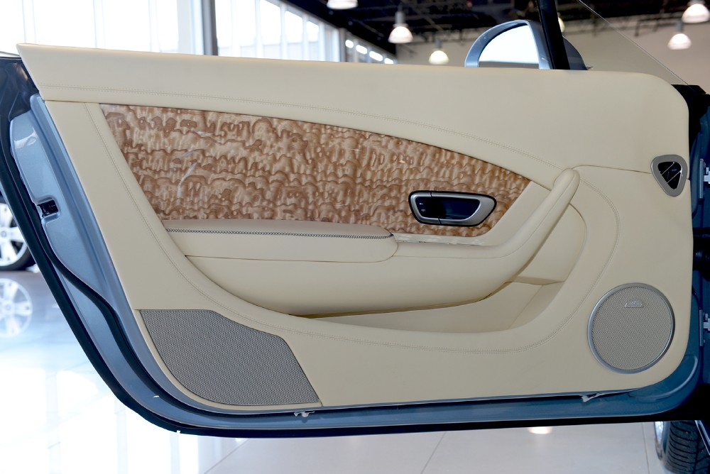 2014 Bentley Continental GT Convertible Image 18
