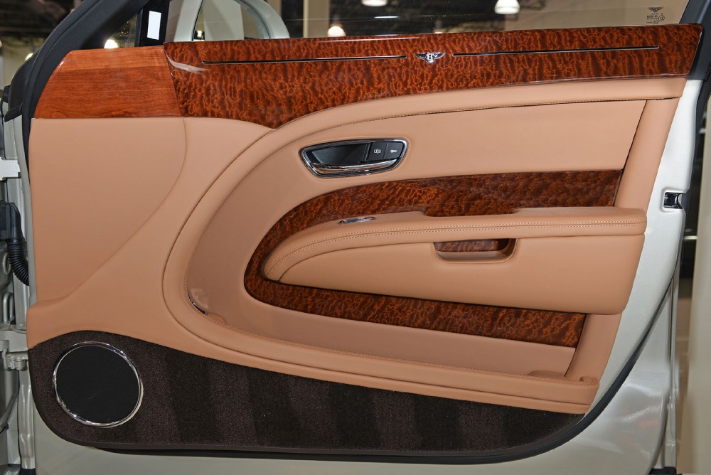 2014 Bentley Mulsanne Image 21
