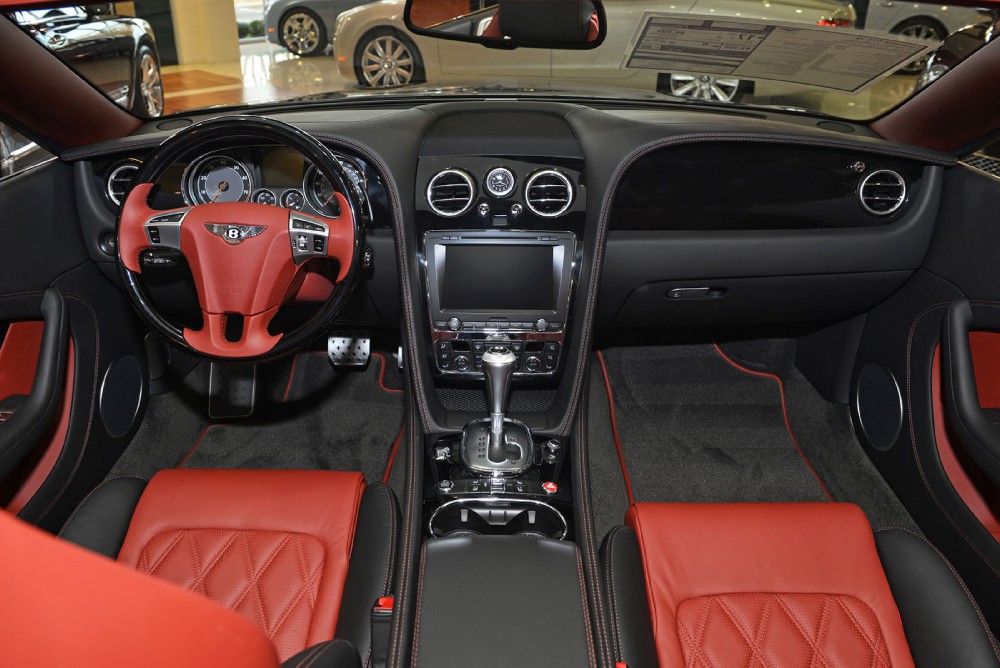 2014 Bentley Continental GT V8 Convertible Image 2