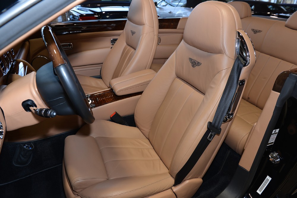2007 Bentley Azure Image 10