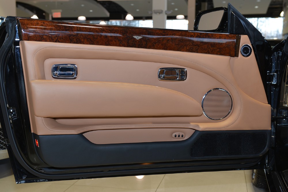 2007 Bentley Azure Image 13