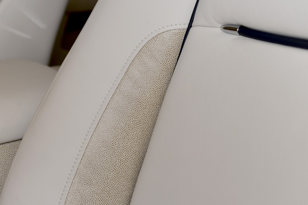 2014 Rolls-Royce Wraith Image 16