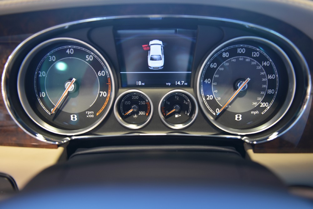 2014 Bentley Flying Spur Image 19