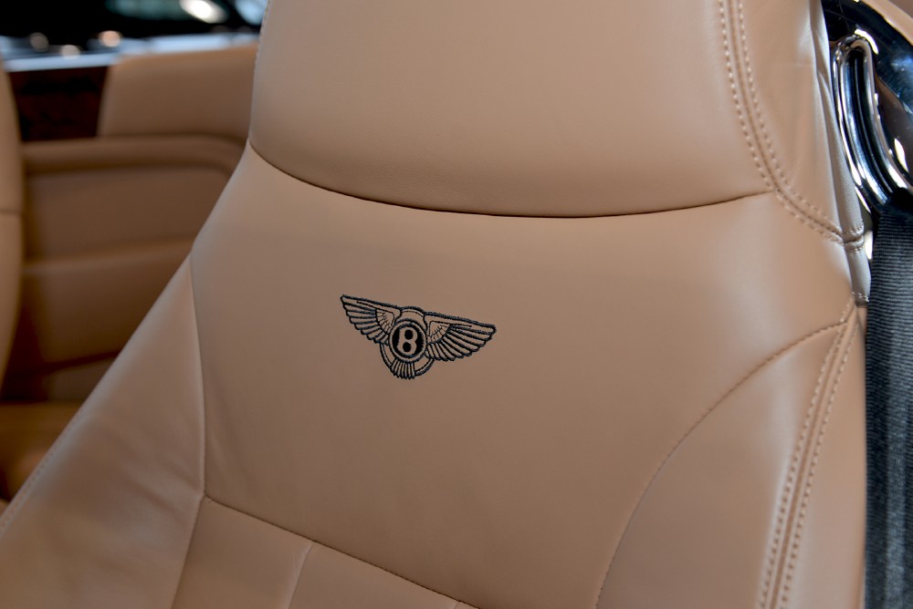 2008 Bentley Azure Image 17