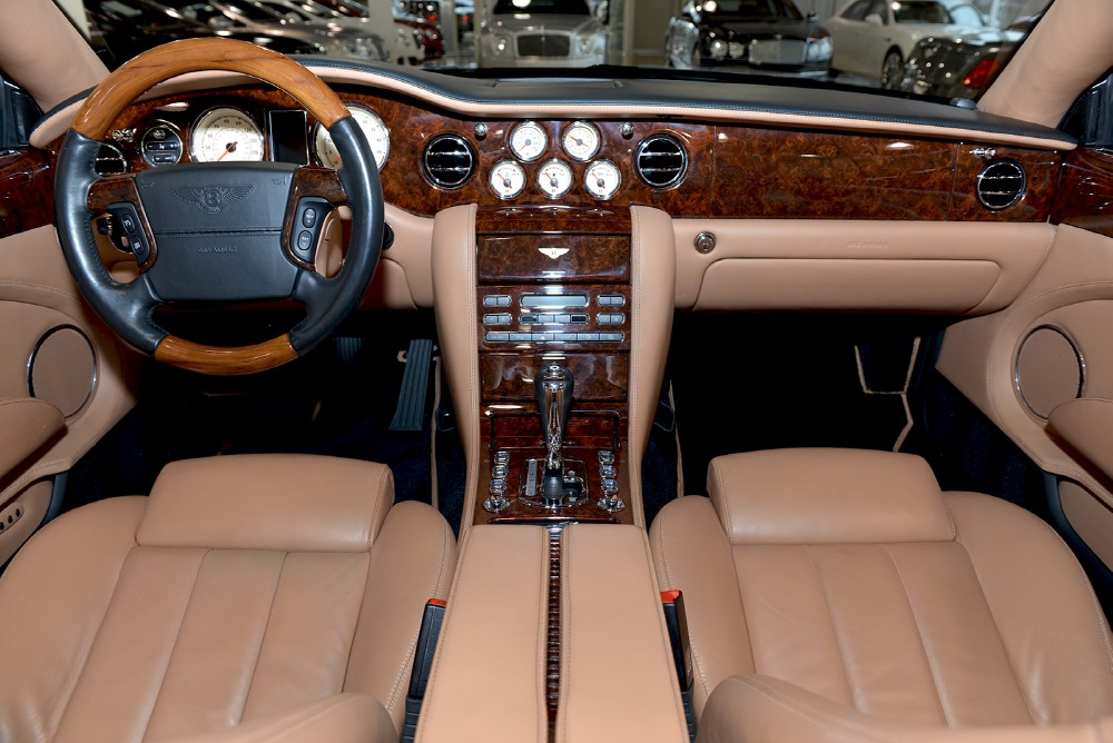 2008 Bentley Azure Image 4