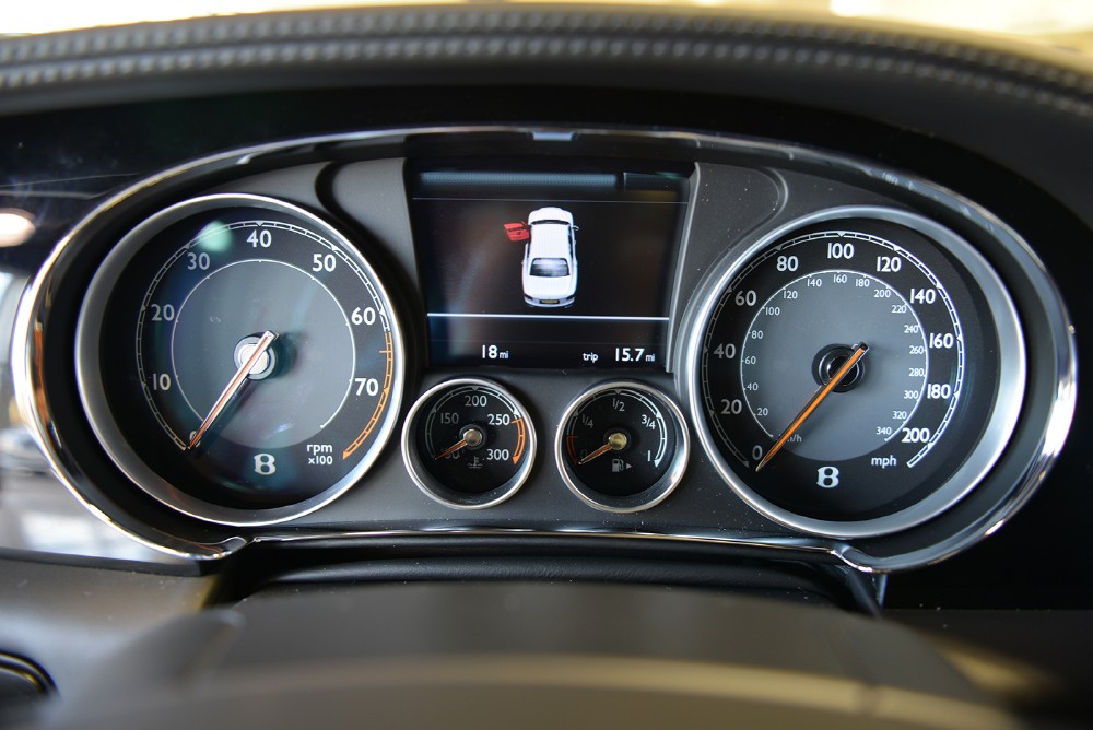 2014 Bentley Flying Spur Image 21