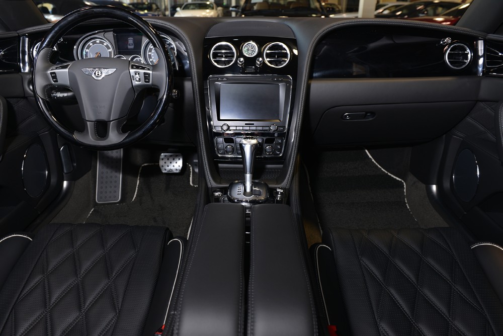 2014 Bentley Flying Spur Image 3