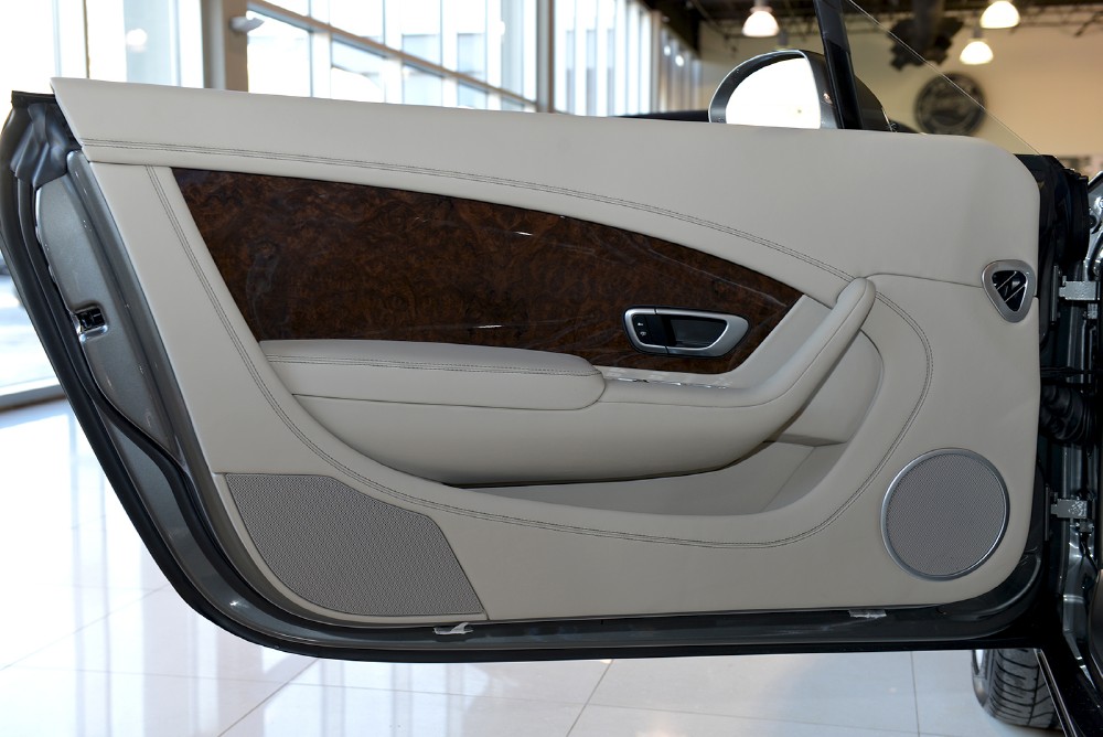 2014 Bentley Continental GT V8 Convertible Image 17