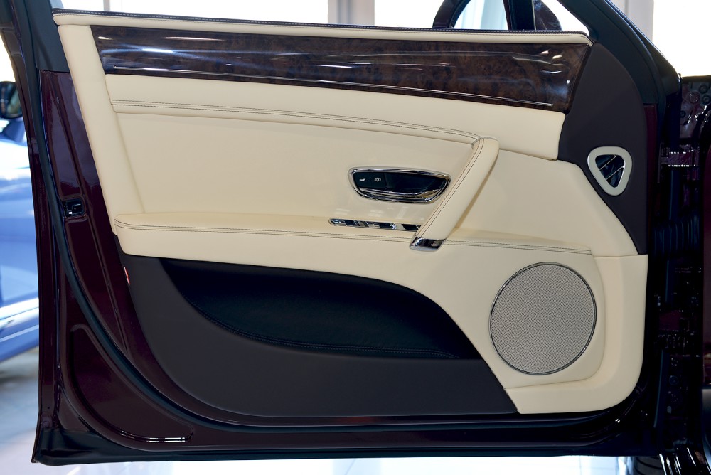 2014 Bentley Flying Spur Image 11