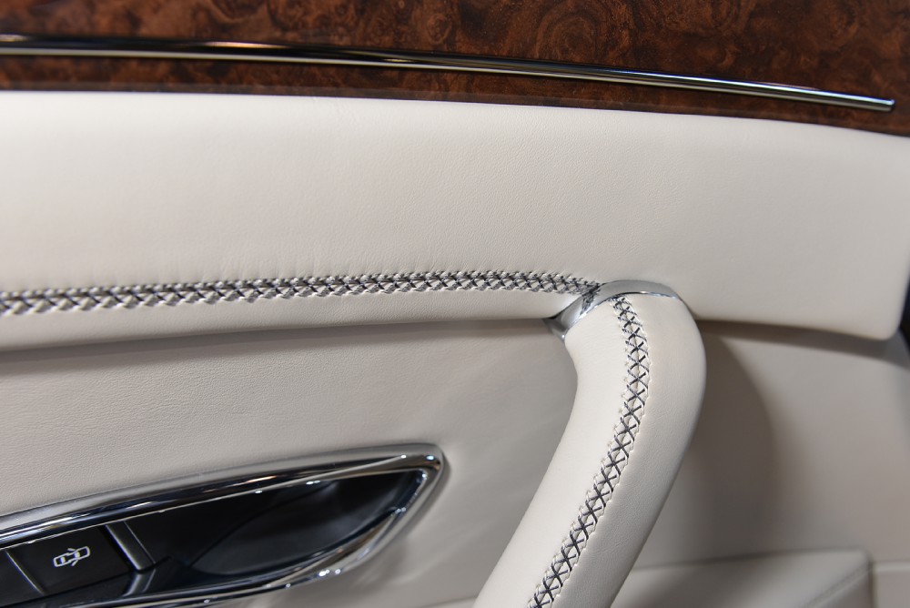 2014 Bentley Flying Spur Image 16