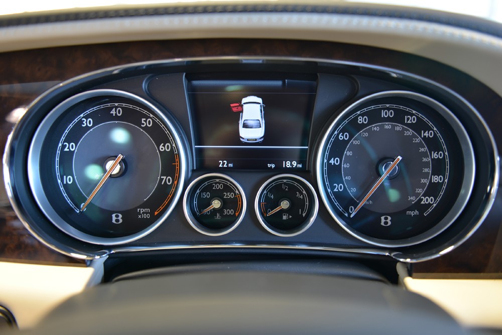 2014 Bentley Flying Spur Image 19