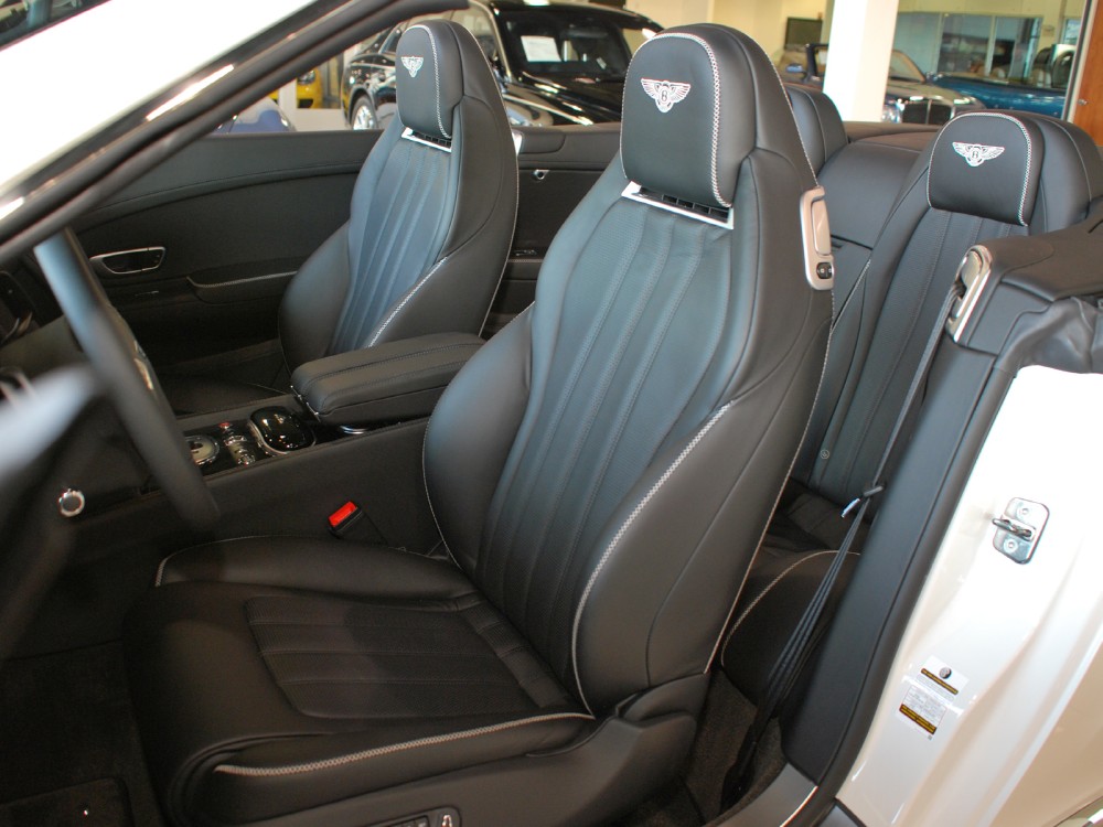 2013 Bentley Continental GT Convertible Image 17