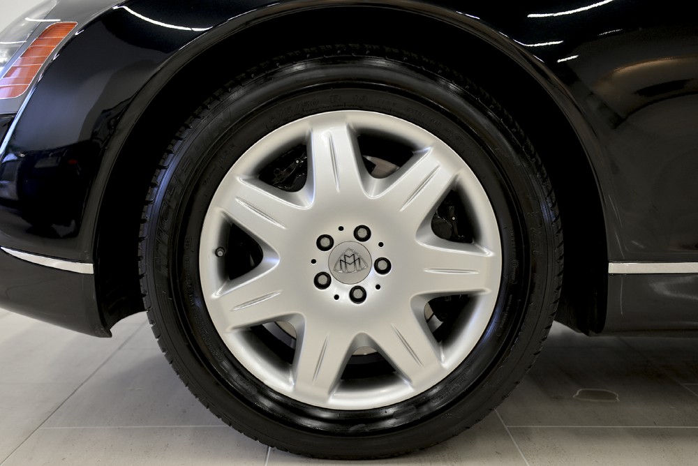 2005 Maybach 57 Image 5
