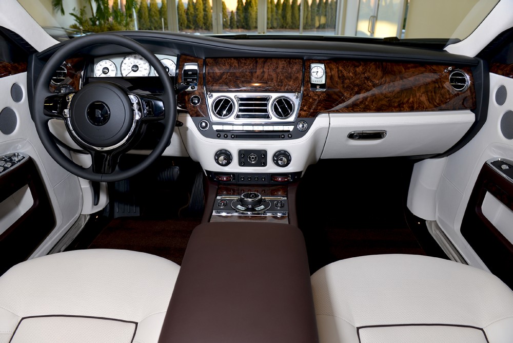 2014 Rolls-Royce Ghost EWB Image 3