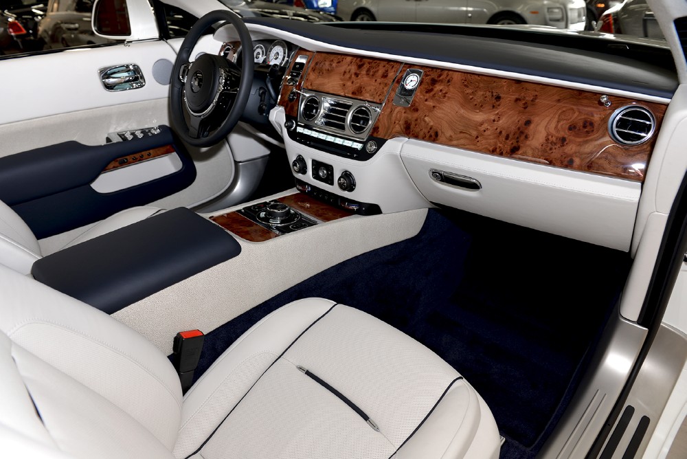 2014 Rolls-Royce Wraith Image 11