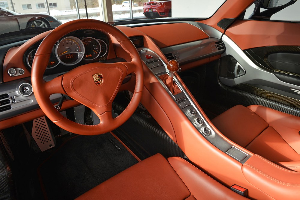 2005 Porsche Carrera GT Image 3