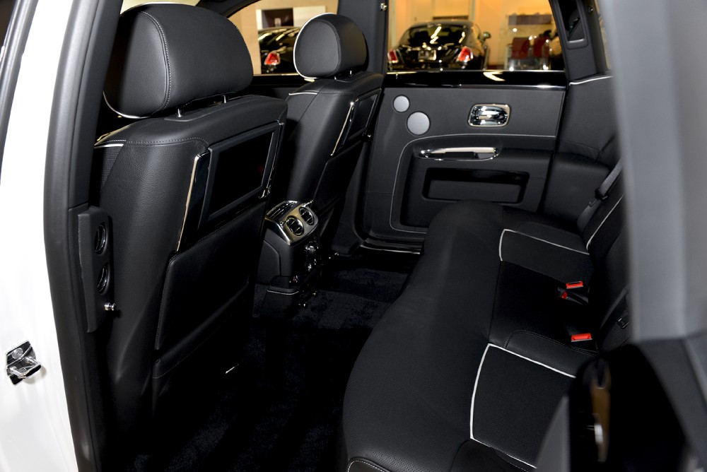2014 Rolls-Royce Ghost Image 15