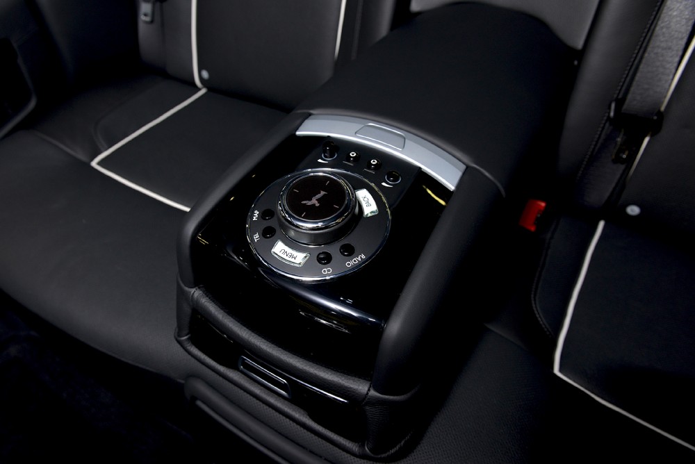 2014 Rolls-Royce Ghost Image 16
