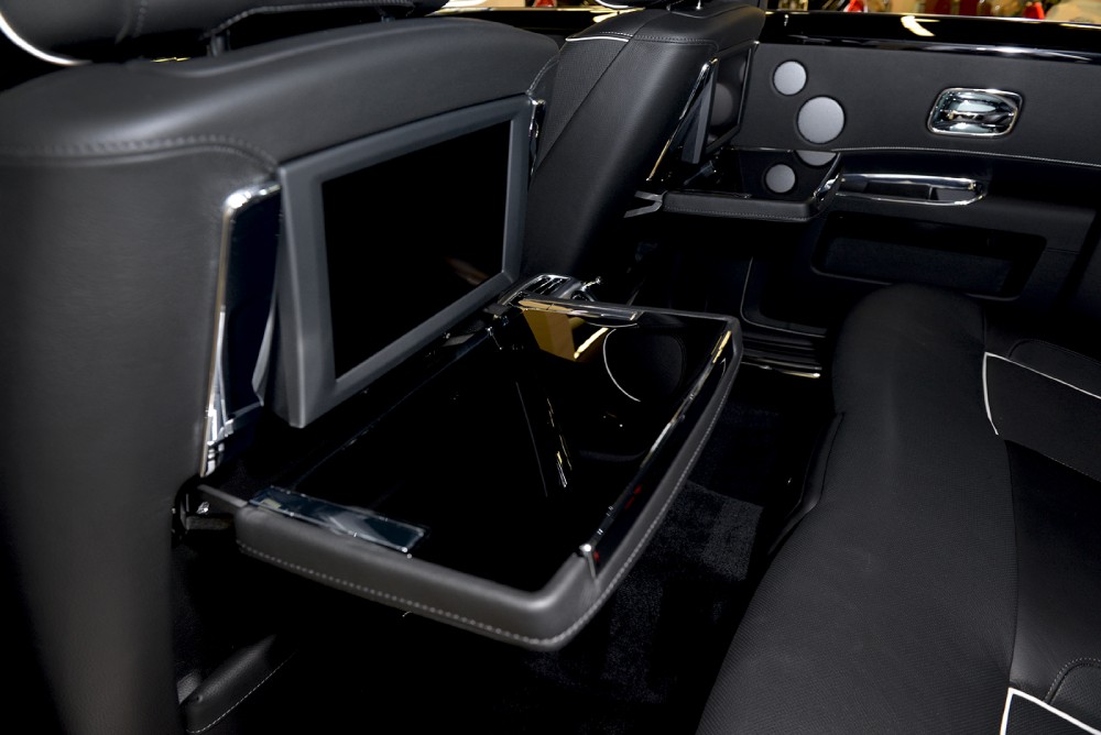 2014 Rolls-Royce Ghost Image 17