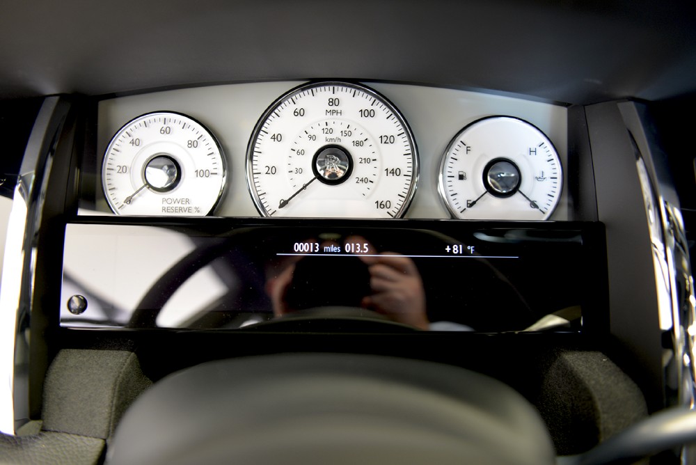 2014 Rolls-Royce Ghost Image 25