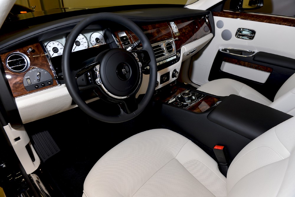 2014 Rolls-Royce Ghost Image 3