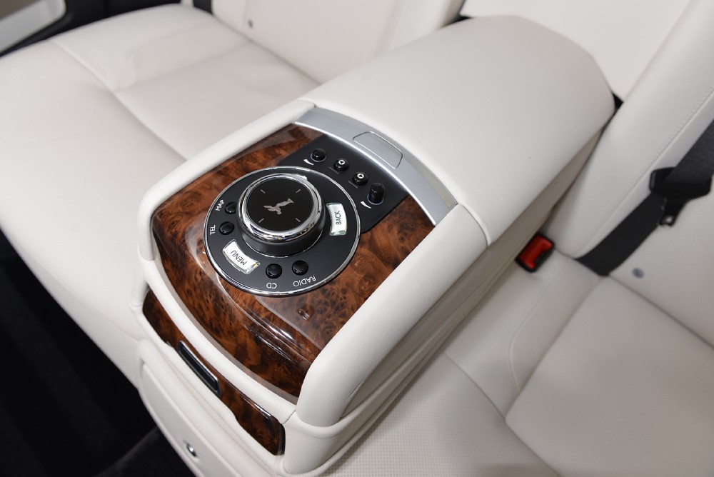 2014 Rolls-Royce Ghost Image 8