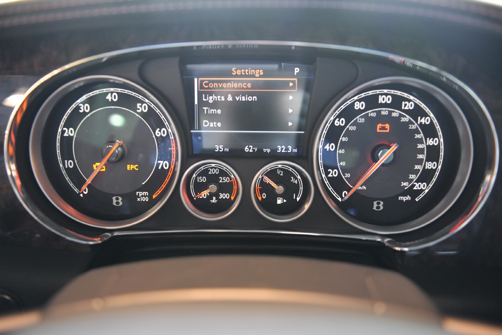 2014 Bentley Flying Spur Image 16
