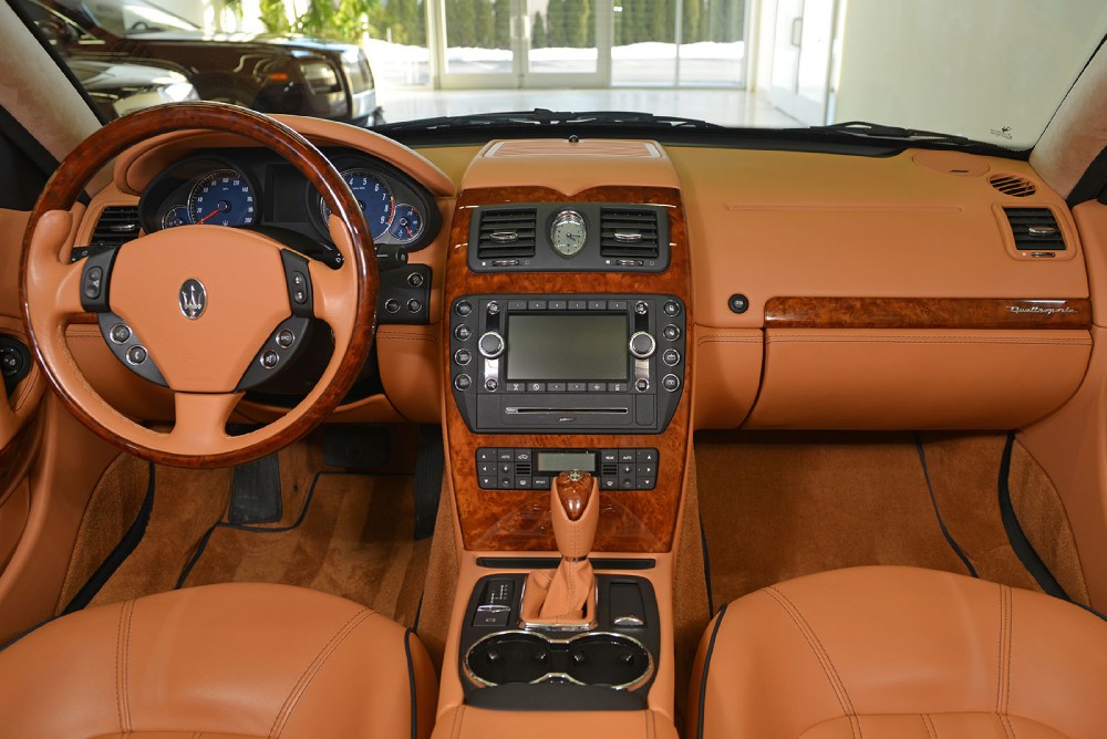 2010 Maserati Quattroporte Image 3
