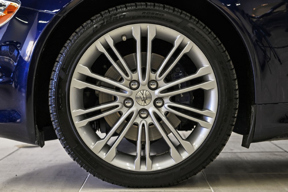 2010 Maserati Quattroporte Image 5