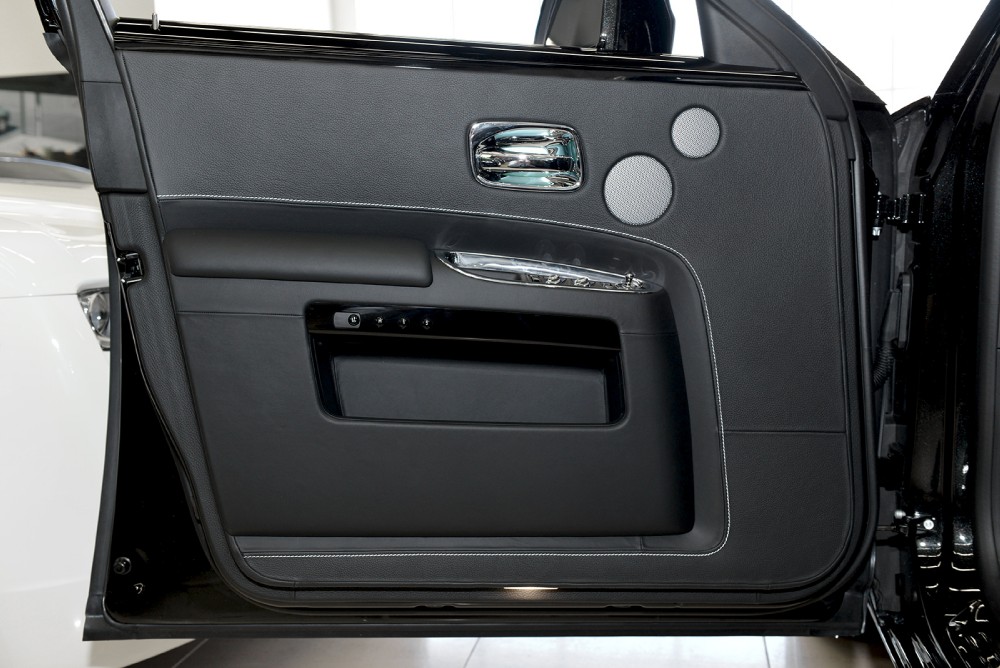 2014 Rolls-Royce Ghost Image 23