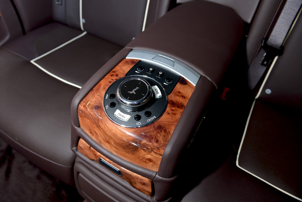2014 Rolls-Royce Ghost Image 11