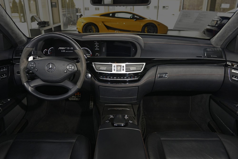 2012 Mercedes-Benz S63 Image 2