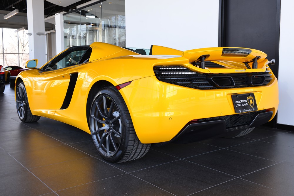 2013 McLaren MP4-12C Image 10