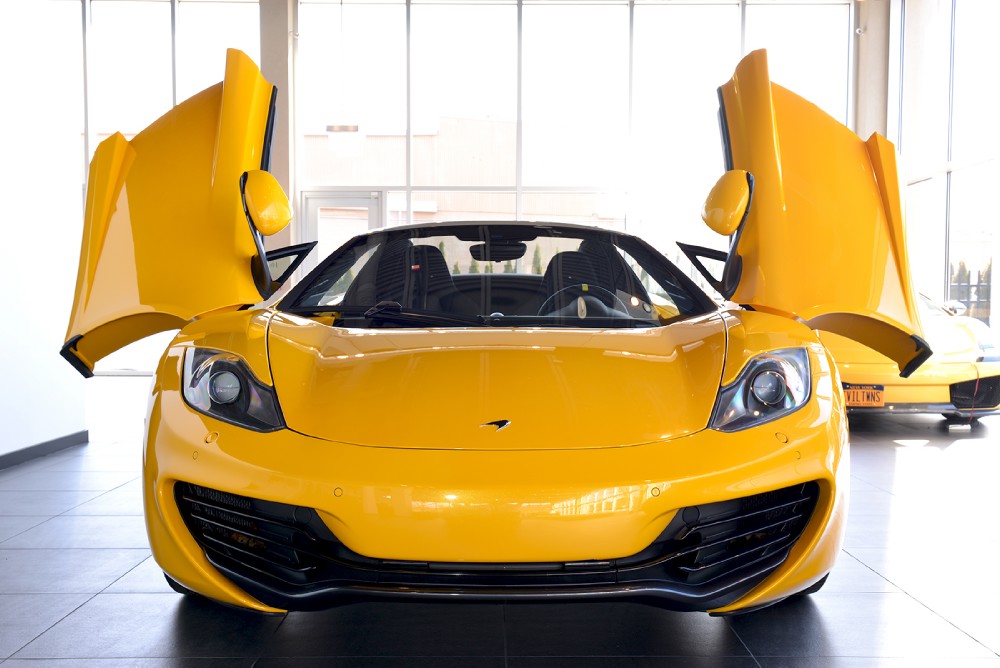 2013 McLaren MP4-12C Image 11