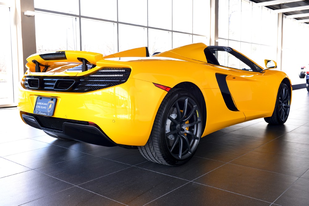 2013 McLaren MP4-12C Image 3