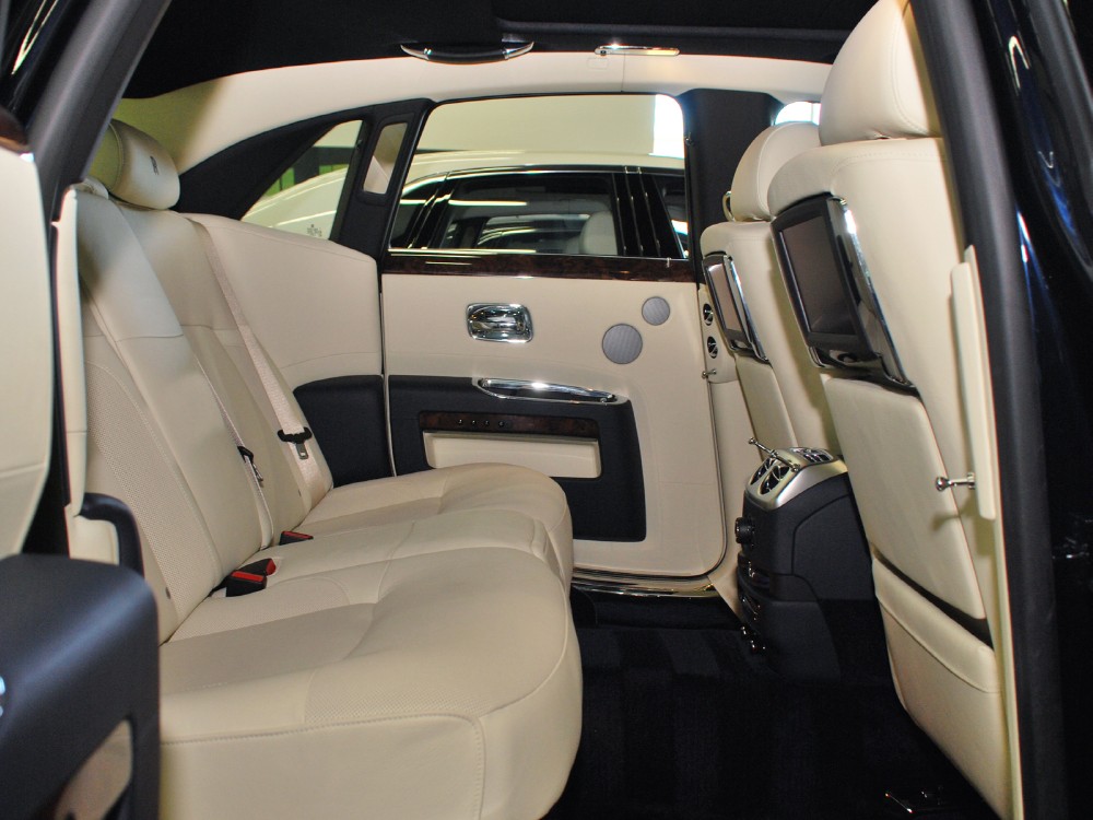 2012 Rolls-Royce Ghost Image 20