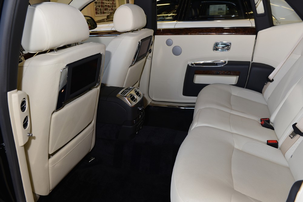 2012 Rolls-Royce Ghost EWB Image 13