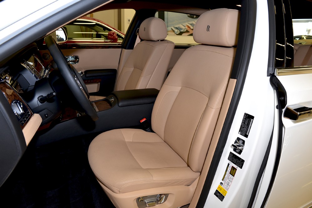 2012 Rolls-Royce Ghost EWB Image 9