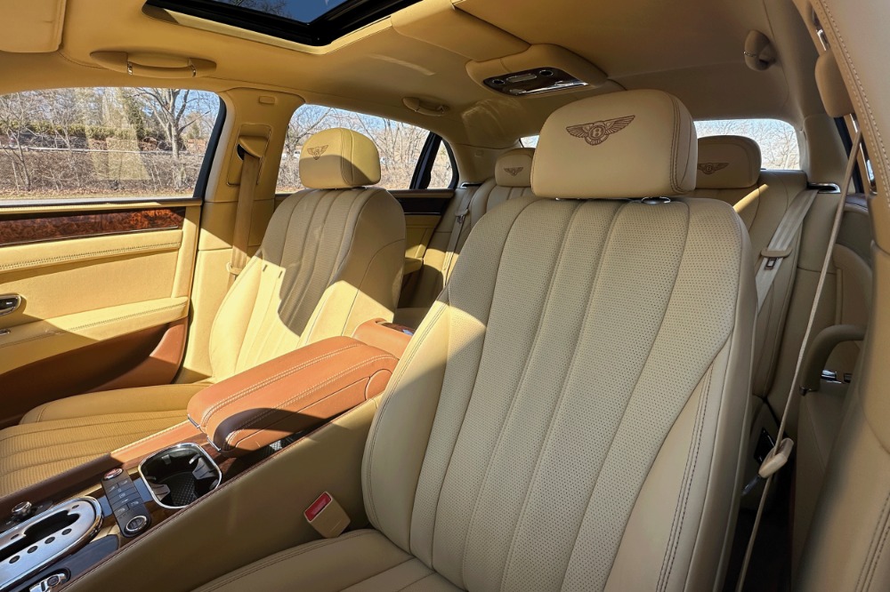 2014 Bentley Flying Spur Image 10